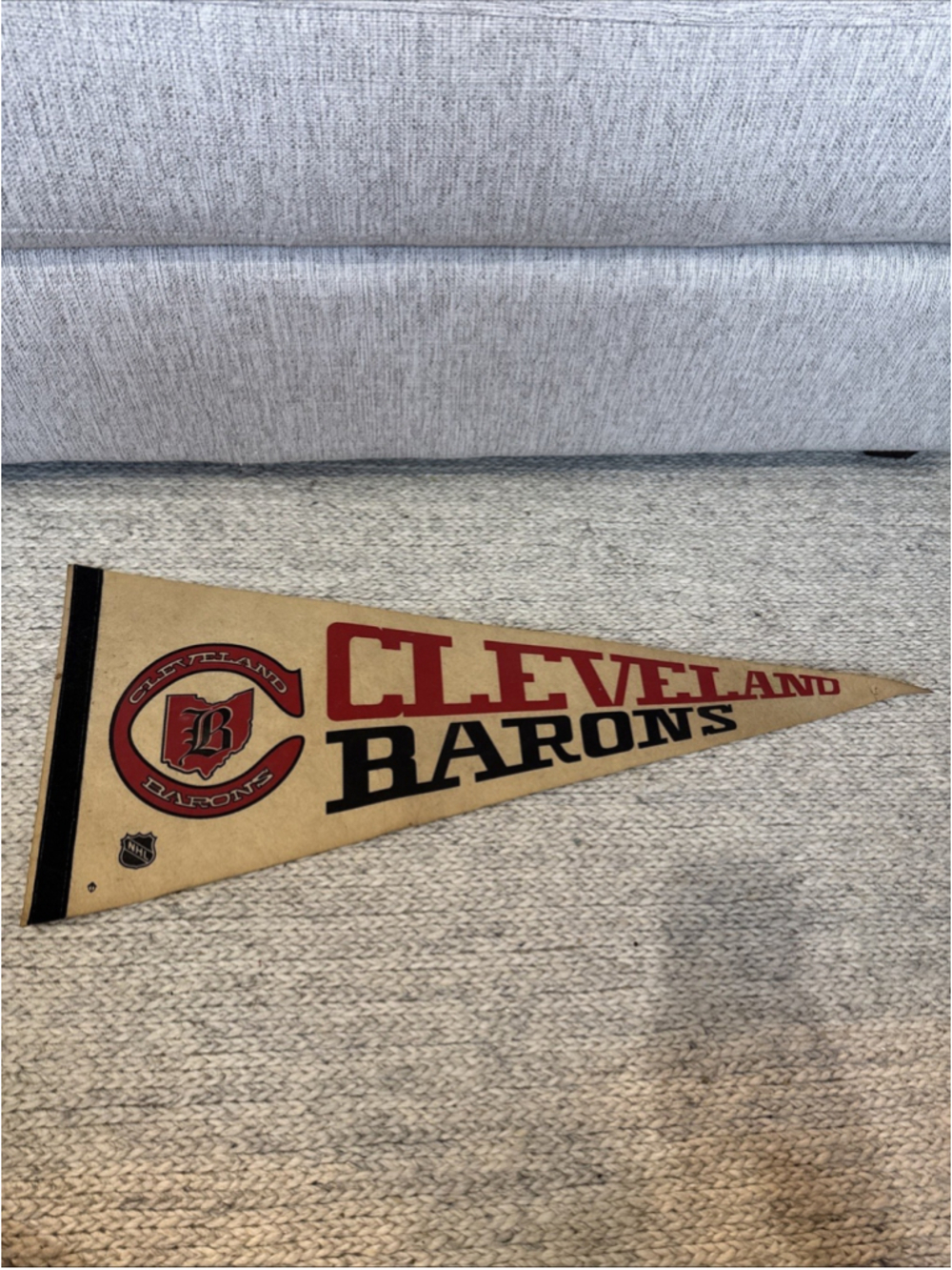 NHL Cleveland Barons Vintage Defunct Circa 1977-78 Team Logo Hockey Pennant